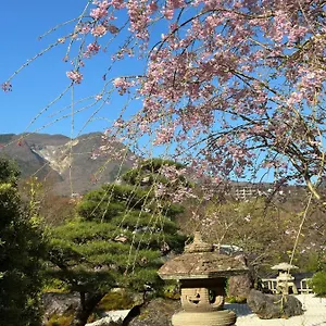 Onsen & Garden -asante Inn- Affittacamere